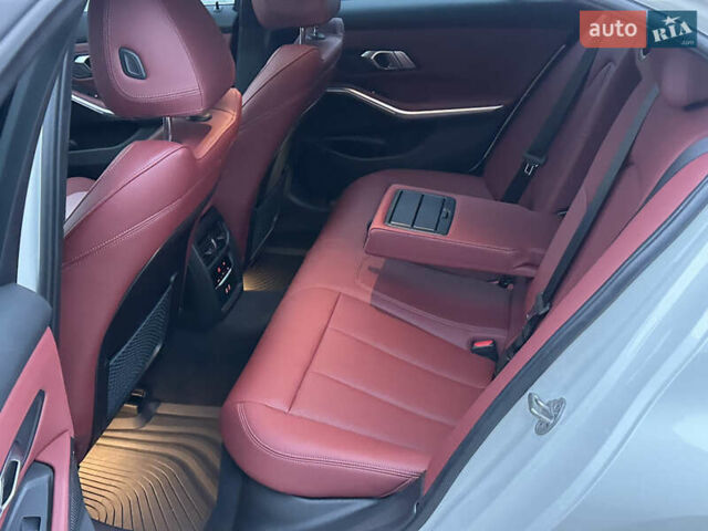 БМВ 3 Серия 2022 в Виннице на Automoto.ua Белый БМВ 3 Серия, объемом двигателя 2 л и пробегом 47 тыс. км за 29999 $, фото 38 на Automoto.ua