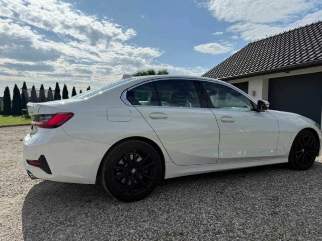 Белый БМВ 3 Серия, объемом двигателя 2 л и пробегом 73 тыс. км за 23000 $, фото 2 на Automoto.ua