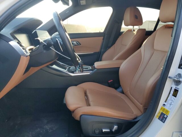 Белый БМВ 3 Серия, объемом двигателя 2 л и пробегом 40 тыс. км за 35500 $, фото 6 на Automoto.ua