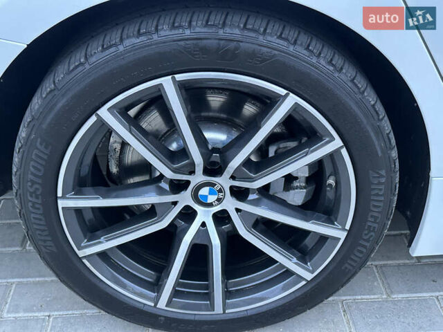 БМВ 3 Серия 2022 в Виннице на Automoto.ua Белый БМВ 3 Серия, объемом двигателя 2 л и пробегом 47 тыс. км за 29999 $, фото 7 на Automoto.ua