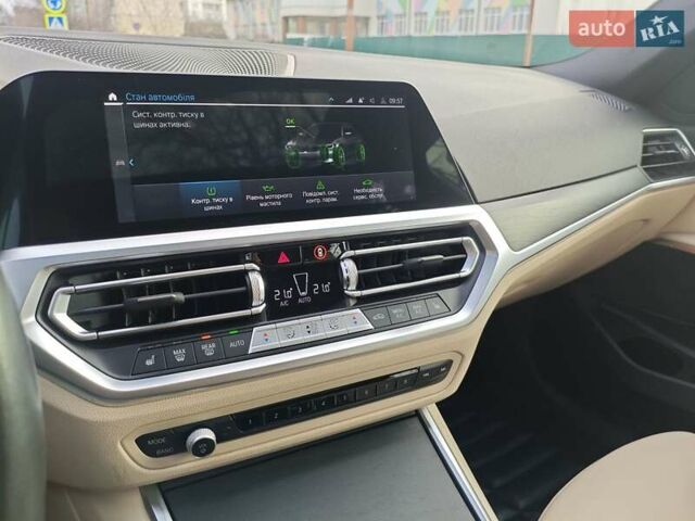 Белый БМВ 3 Серия, объемом двигателя 2 л и пробегом 95 тыс. км за 32500 $, фото 22 на Automoto.ua