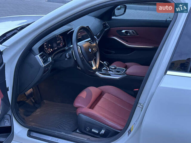 БМВ 3 Серия 2022 в Виннице на Automoto.ua Белый БМВ 3 Серия, объемом двигателя 2 л и пробегом 47 тыс. км за 29999 $, фото 23 на Automoto.ua