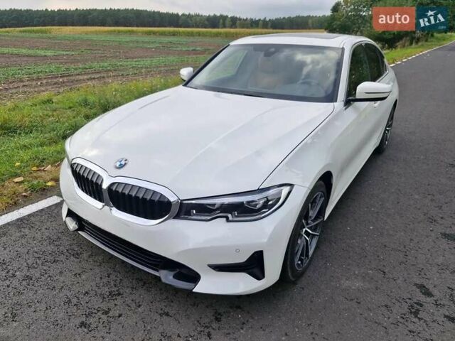 БМВ 3 Серия 2022 в Львове на Automoto.ua Белый БМВ 3 Серия, объемом двигателя 2 л и пробегом 80 тыс. км за 45621 $, фото 1 на Automoto.ua