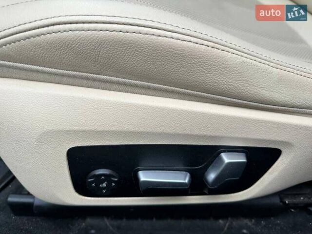 Белый БМВ 3 Серия, объемом двигателя 2 л и пробегом 177 тыс. км за 32400 $, фото 10 на Automoto.ua