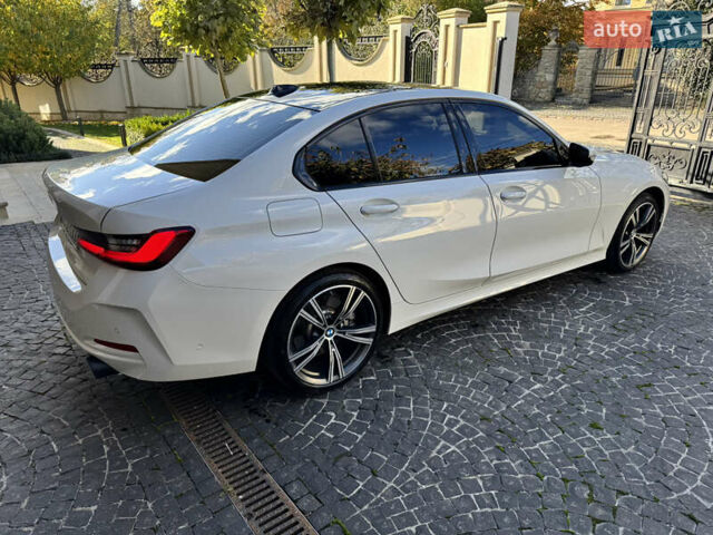 Белый БМВ 3 Серия, объемом двигателя 2 л и пробегом 16 тыс. км за 49800 $, фото 18 на Automoto.ua
