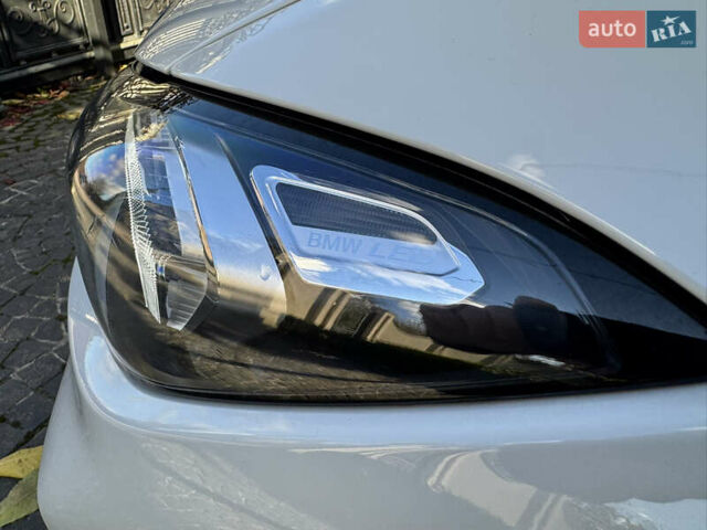 Белый БМВ 3 Серия, объемом двигателя 2 л и пробегом 16 тыс. км за 49800 $, фото 8 на Automoto.ua