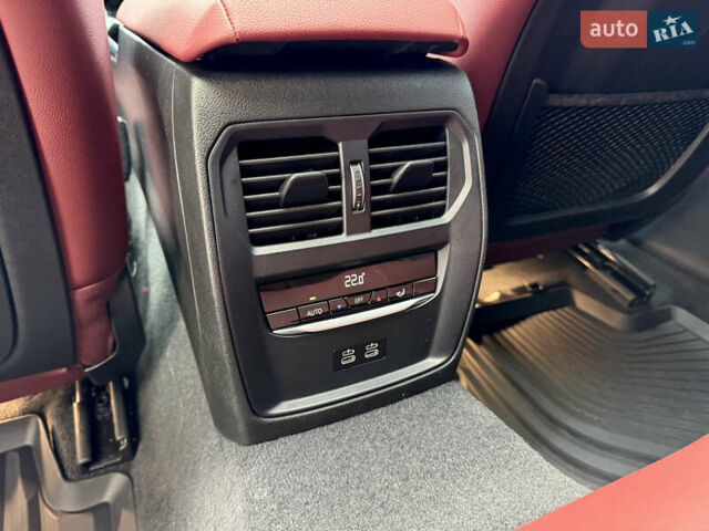 Білий БМВ 3 Серія, об'ємом двигуна 2 л та пробігом 16 тис. км за 51500 $, фото 48 на Automoto.ua