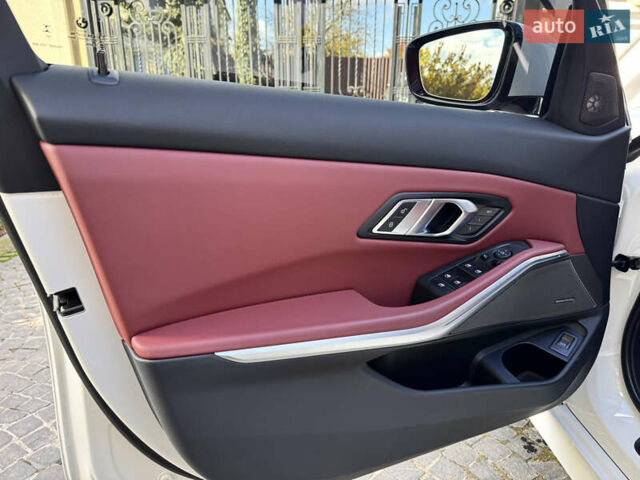 Белый БМВ 3 Серия, объемом двигателя 2 л и пробегом 16 тыс. км за 49800 $, фото 27 на Automoto.ua