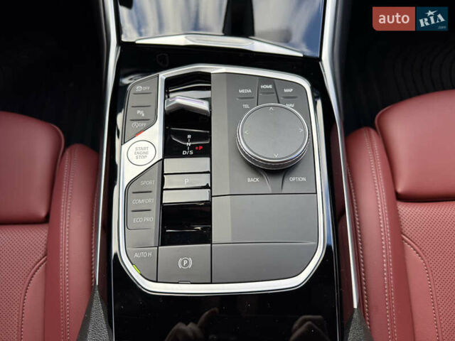 Белый БМВ 3 Серия, объемом двигателя 2 л и пробегом 16 тыс. км за 49800 $, фото 41 на Automoto.ua