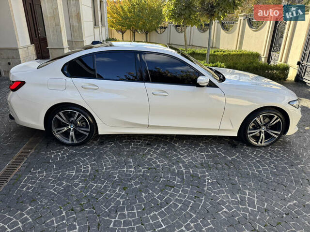 Білий БМВ 3 Серія, об'ємом двигуна 2 л та пробігом 16 тис. км за 51500 $, фото 22 на Automoto.ua