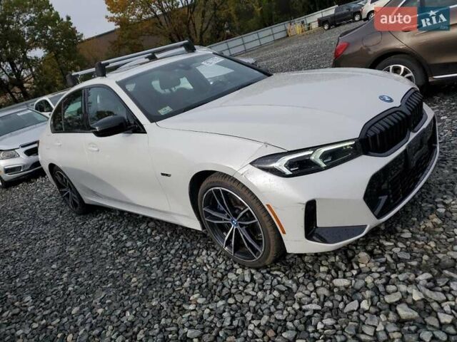 Білий БМВ 3 Серія, об'ємом двигуна 2 л та пробігом 38 тис. км за 35000 $, фото 3 на Automoto.ua