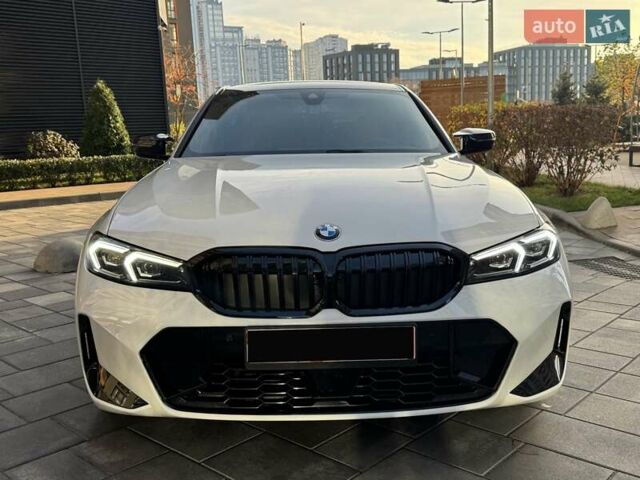Белый БМВ 3 Серия, объемом двигателя 2 л и пробегом 9 тыс. км за 53333 $, фото 3 на Automoto.ua