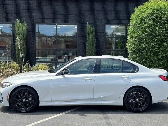 Белый БМВ 3 Серия, объемом двигателя 2 л и пробегом 1 тыс. км за 25000 $, фото 2 на Automoto.ua