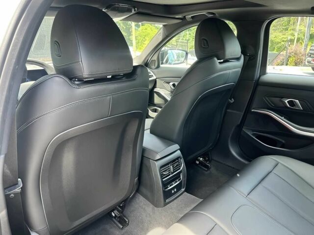 Белый БМВ 3 Серия, объемом двигателя 2 л и пробегом 1 тыс. км за 25000 $, фото 15 на Automoto.ua