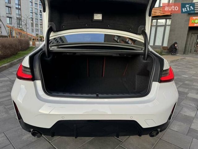 Белый БМВ 3 Серия, объемом двигателя 2 л и пробегом 9 тыс. км за 49900 $, фото 34 на Automoto.ua