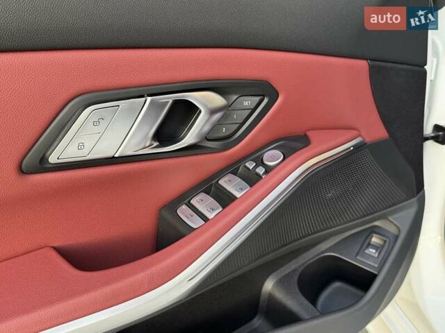 Белый БМВ 3 Серия, объемом двигателя 2 л и пробегом 9 тыс. км за 49900 $, фото 15 на Automoto.ua