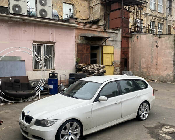 Белый БМВ 3 Серия, объемом двигателя 2 л и пробегом 370 тыс. км за 7000 $, фото 15 на Automoto.ua
