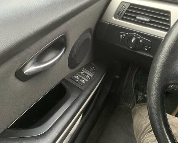 Белый БМВ 3 Серия, объемом двигателя 2 л и пробегом 370 тыс. км за 7000 $, фото 30 на Automoto.ua