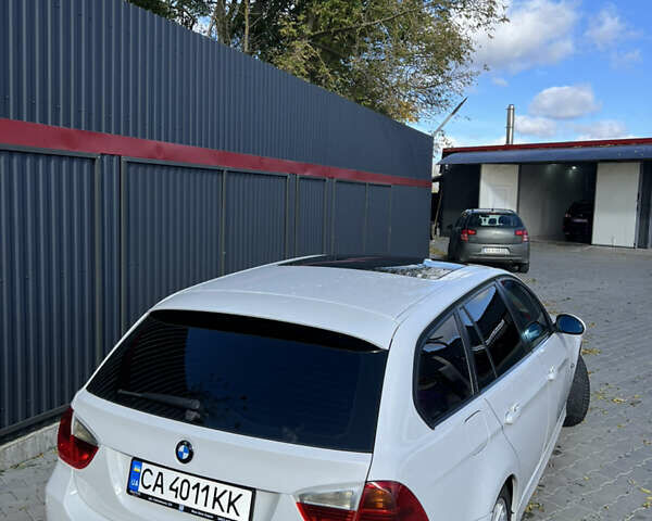 Белый БМВ 3 Серия, объемом двигателя 2 л и пробегом 390 тыс. км за 7800 $, фото 7 на Automoto.ua