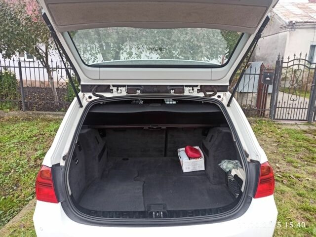 Білий БМВ 3 Серія, об'ємом двигуна 2 л та пробігом 240 тис. км за 7100 $, фото 5 на Automoto.ua