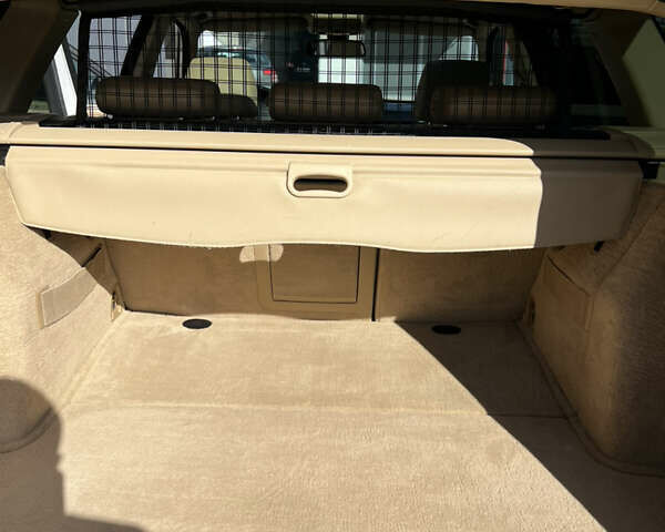 Белый БМВ 3 Серия, объемом двигателя 2 л и пробегом 390 тыс. км за 7800 $, фото 19 на Automoto.ua