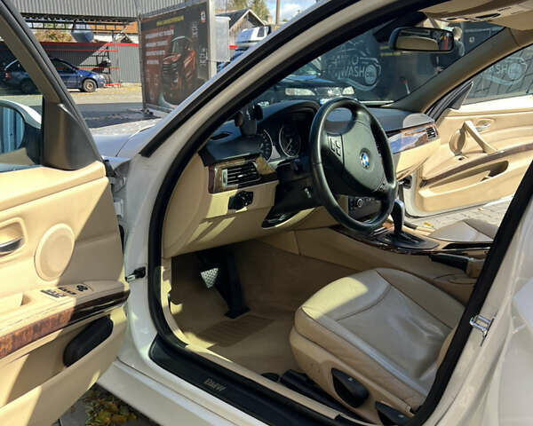 Белый БМВ 3 Серия, объемом двигателя 2 л и пробегом 390 тыс. км за 7800 $, фото 16 на Automoto.ua