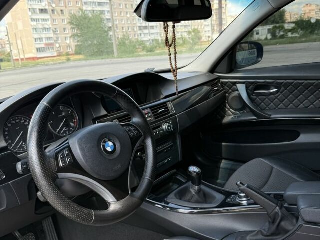 Білий БМВ 3 Серія, об'ємом двигуна 2 л та пробігом 311 тис. км за 7800 $, фото 3 на Automoto.ua