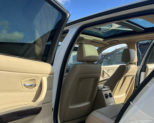 Белый БМВ 3 Серия, объемом двигателя 2 л и пробегом 390 тыс. км за 7800 $, фото 18 на Automoto.ua