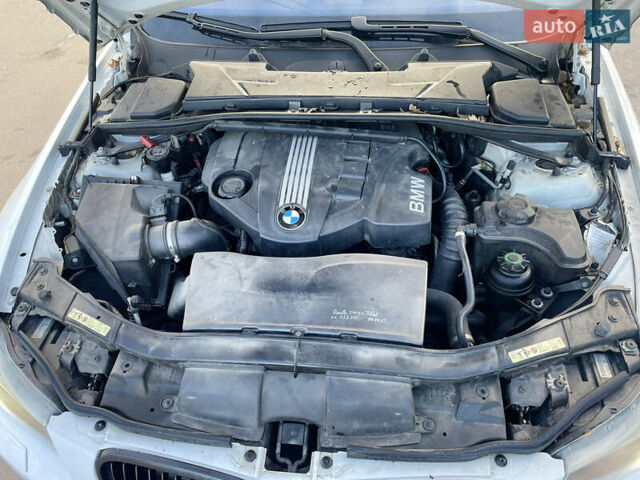Білий БМВ 3 Серія, об'ємом двигуна 2 л та пробігом 437 тис. км за 8400 $, фото 6 на Automoto.ua