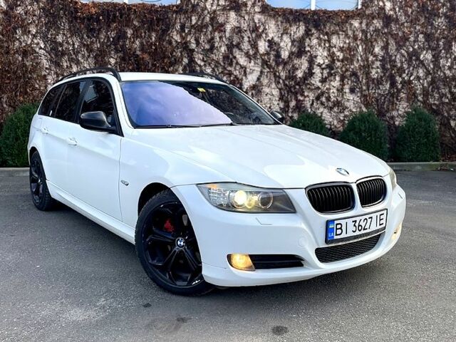 Білий БМВ 3 Серія, об'ємом двигуна 2 л та пробігом 400 тис. км за 8400 $, фото 1 на Automoto.ua