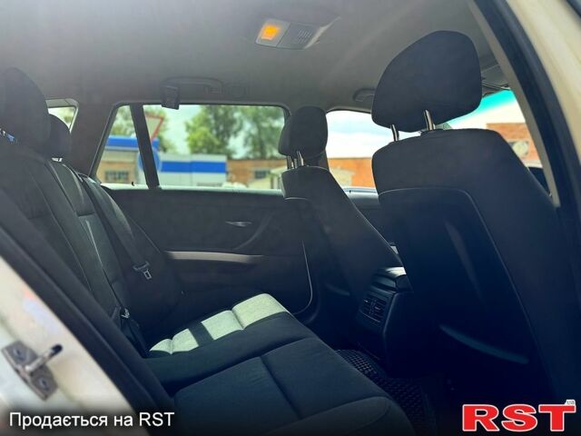 Белый БМВ 3 Серия, объемом двигателя 2 л и пробегом 405 тыс. км за 7900 $, фото 10 на Automoto.ua