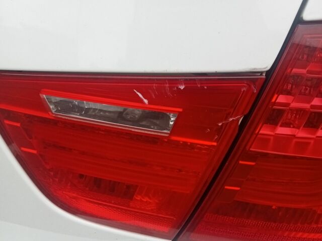 Белый БМВ 3 Серия, объемом двигателя 2 л и пробегом 286 тыс. км за 5311 $, фото 15 на Automoto.ua