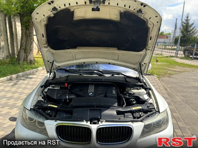 Белый БМВ 3 Серия, объемом двигателя 2 л и пробегом 405 тыс. км за 7900 $, фото 13 на Automoto.ua