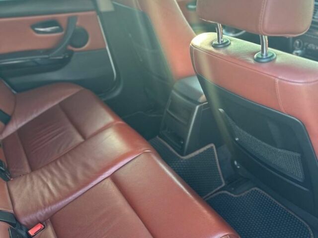 Белый БМВ 3 Серия, объемом двигателя 2 л и пробегом 288 тыс. км за 8800 $, фото 6 на Automoto.ua