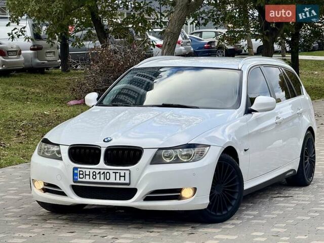 БМВ 3 Серия 2010 в Одессе на Automoto.ua Белый БМВ 3 Серия, объемом двигателя 2 л и пробегом 340 тыс. км за 8400 $, фото 16 на Automoto.ua