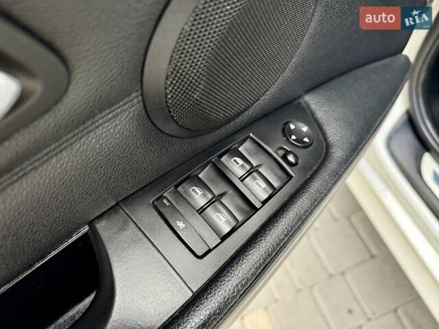БМВ 3 Серия 2010 в Одессе на Automoto.ua Белый БМВ 3 Серия, объемом двигателя 2 л и пробегом 340 тыс. км за 8400 $, фото 40 на Automoto.ua