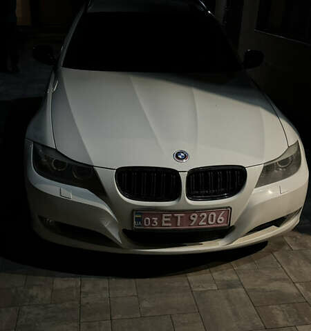 Білий БМВ 3 Серія, об'ємом двигуна 2 л та пробігом 213 тис. км за 8900 $, фото 2 на Automoto.ua