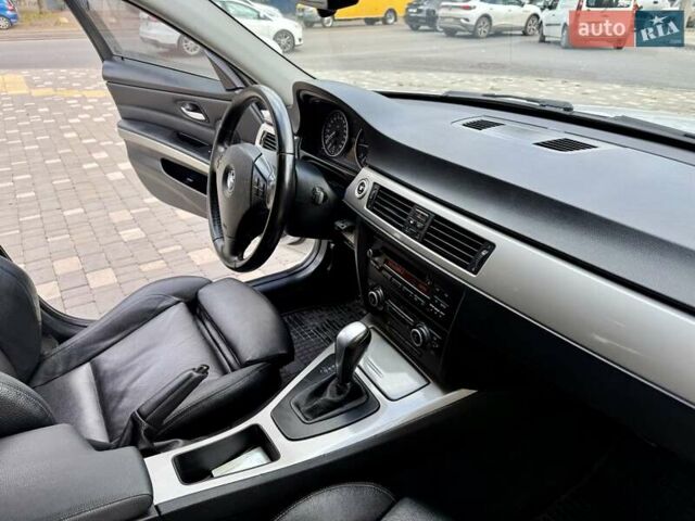 БМВ 3 Серия 2010 в Одессе на Automoto.ua Белый БМВ 3 Серия, объемом двигателя 2 л и пробегом 340 тыс. км за 8400 $, фото 55 на Automoto.ua