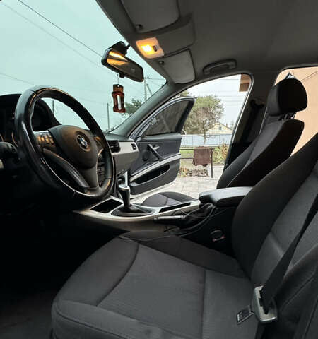 Білий БМВ 3 Серія, об'ємом двигуна 2 л та пробігом 213 тис. км за 8900 $, фото 16 на Automoto.ua