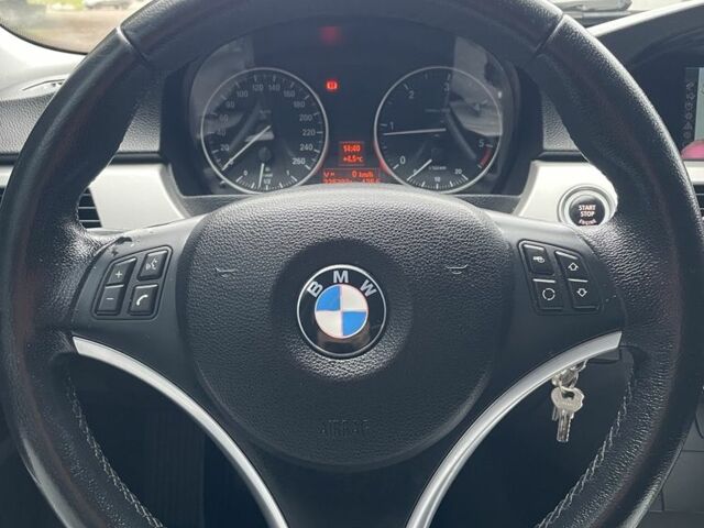 Белый БМВ 3 Серия, объемом двигателя 2 л и пробегом 335 тыс. км за 8500 $, фото 7 на Automoto.ua