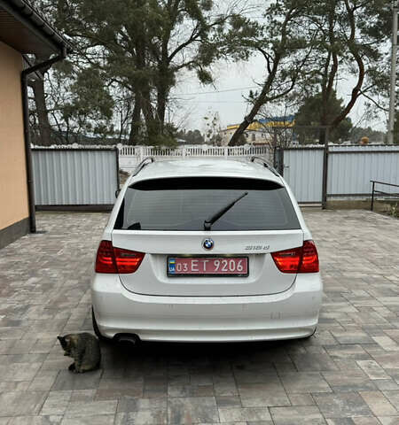 Білий БМВ 3 Серія, об'ємом двигуна 2 л та пробігом 213 тис. км за 8900 $, фото 9 на Automoto.ua