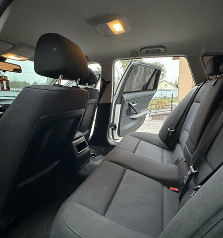 Білий БМВ 3 Серія, об'ємом двигуна 2 л та пробігом 213 тис. км за 8900 $, фото 15 на Automoto.ua