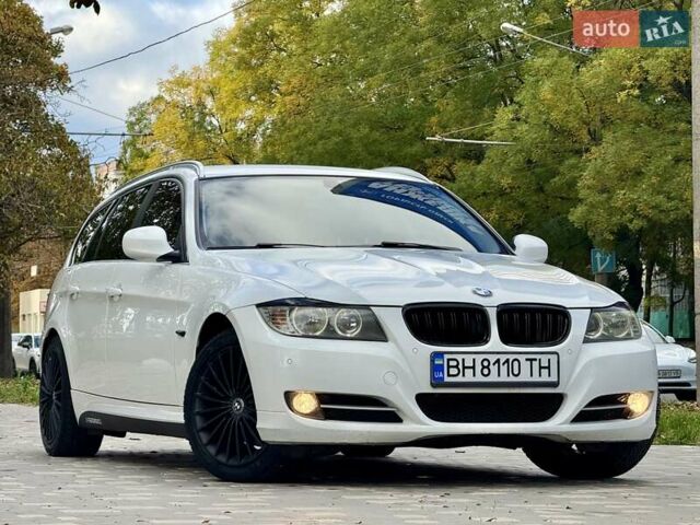 БМВ 3 Серия 2010 в Одессе на Automoto.ua Белый БМВ 3 Серия, объемом двигателя 2 л и пробегом 340 тыс. км за 8400 $, фото 23 на Automoto.ua