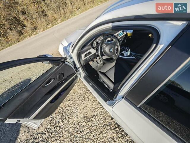 БМВ 3 Серия 2010 в Ивано-Франковске на Automoto.ua Белый БМВ 3 Серия, объемом двигателя 2 л и пробегом 335 тыс. км за 8800 $, фото 6 на Automoto.ua