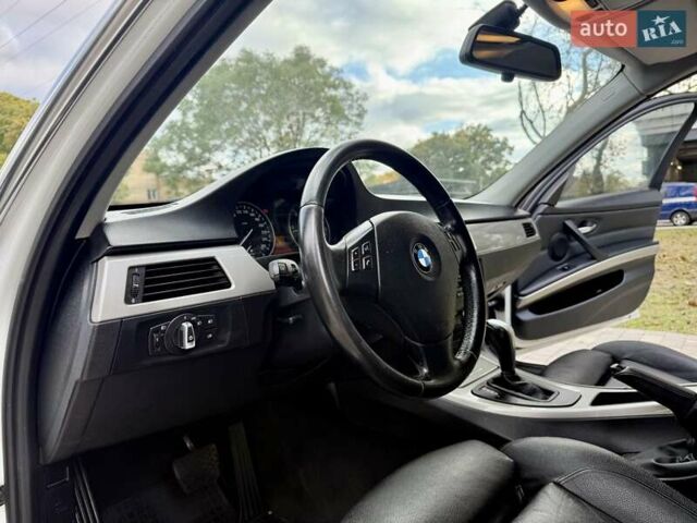 БМВ 3 Серия 2010 в Одессе на Automoto.ua Белый БМВ 3 Серия, объемом двигателя 2 л и пробегом 340 тыс. км за 8400 $, фото 43 на Automoto.ua