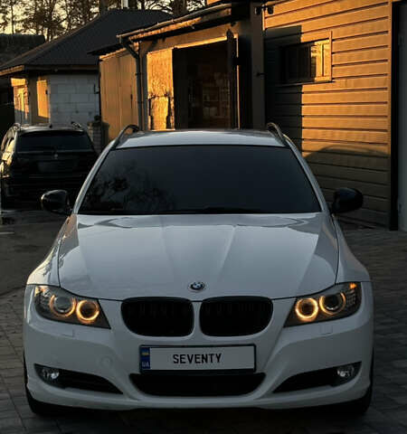 Білий БМВ 3 Серія, об'ємом двигуна 2 л та пробігом 213 тис. км за 8900 $, фото 1 на Automoto.ua