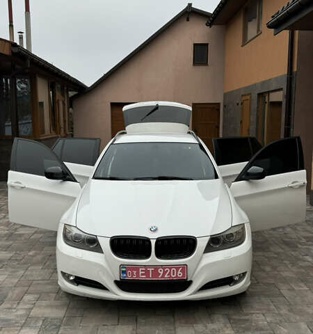 Білий БМВ 3 Серія, об'ємом двигуна 2 л та пробігом 213 тис. км за 8900 $, фото 12 на Automoto.ua