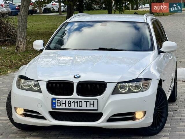 Білий БМВ 3 Серія, об'ємом двигуна 2 л та пробігом 340 тис. км за 8400 $, фото 19 на Automoto.ua