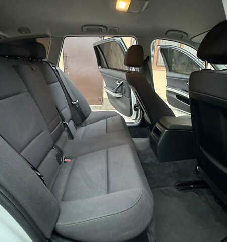 Білий БМВ 3 Серія, об'ємом двигуна 2 л та пробігом 213 тис. км за 8900 $, фото 14 на Automoto.ua