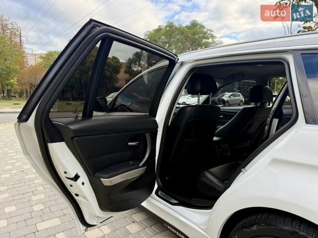 Білий БМВ 3 Серія, об'ємом двигуна 2 л та пробігом 340 тис. км за 8400 $, фото 61 на Automoto.ua